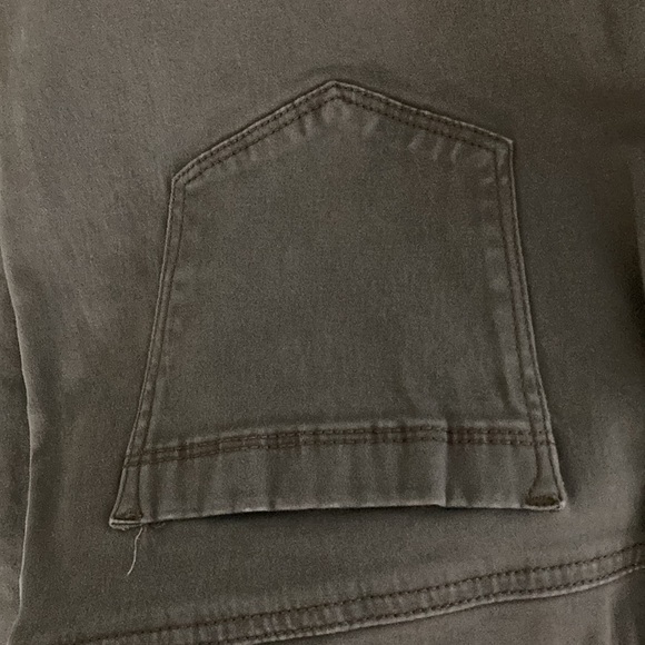 Pants - Picture 4 of 4